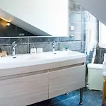Serenity Domus Holiday home *