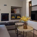 Serenity Domus 莱夫基米